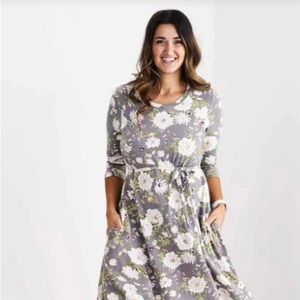 Latched Mama aside access Grey floral S